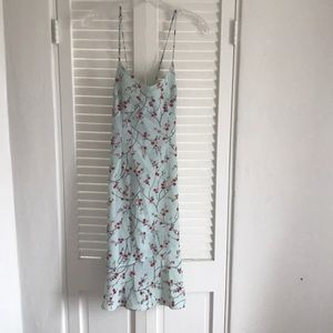 Express Beautiful light green flower dress